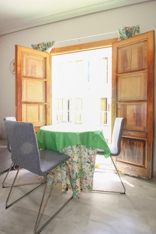 Ferienwohnung Luminoso Loft En La Alfalfa Sevilla Exterior foto